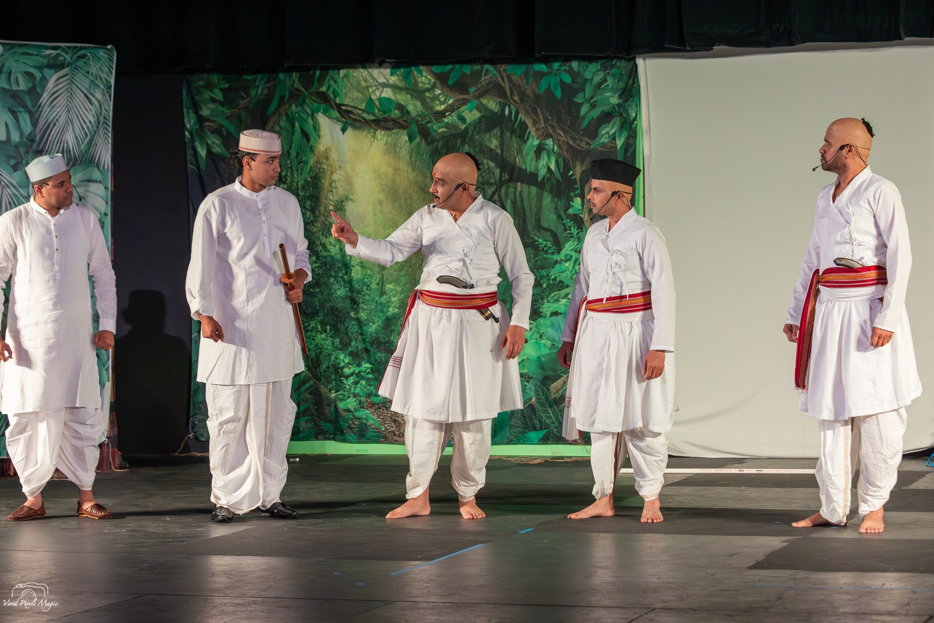 Gondya Ala Re! — an encounter in the forest.